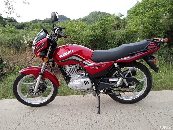 买了个冷门库存车,铃木骏龙gs125r,给大家看看