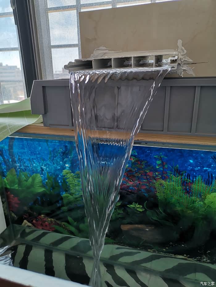 自己动手做的一个鱼缸分享一下支持浪迪论坛