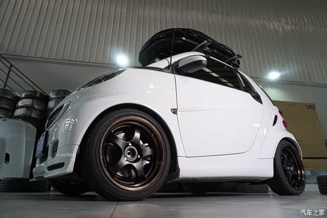 小巴博斯更新一波works1r轮毂上身