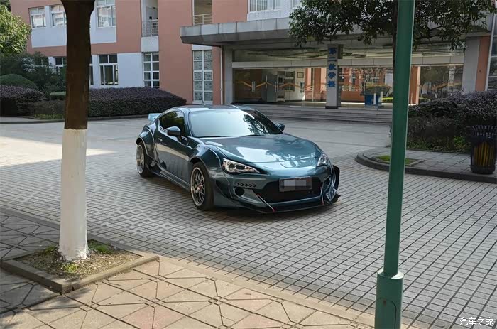 gt86三代火箭兔宽体有没有一起的 rocket bunny v3