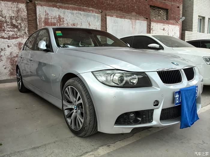 06年老3系想改成09款的前脸 求机盖前杠和中网拆车件