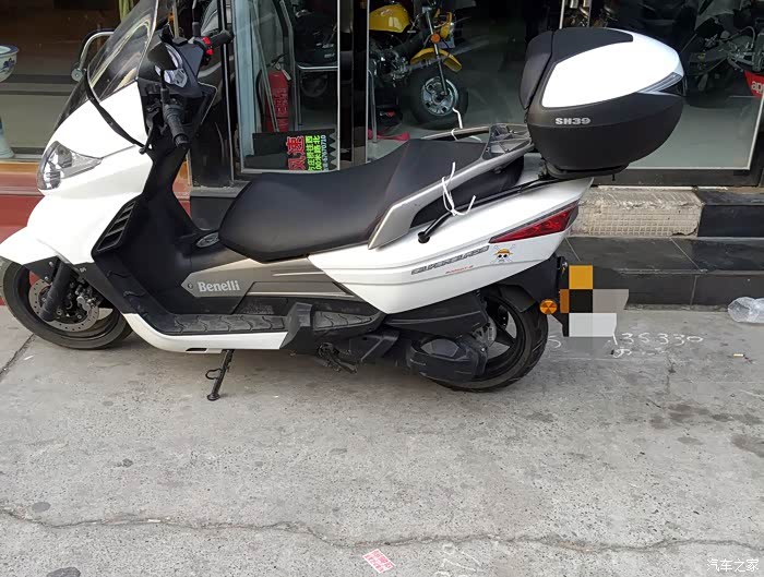 夏德39尾箱,保证载物能力和后排乘客的安全性,你懂的