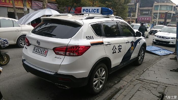 东风风光警车图片