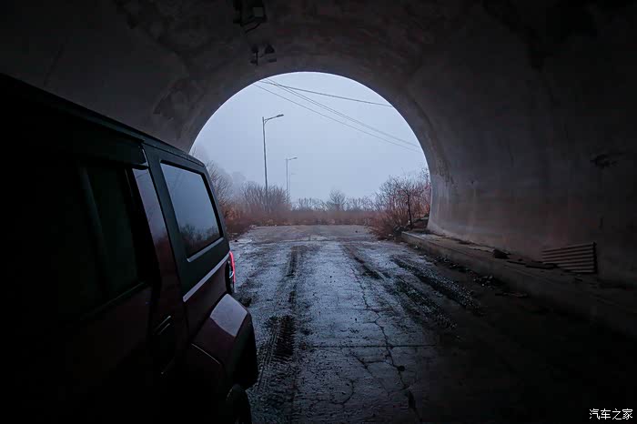 探秘神秘的废弃隧道