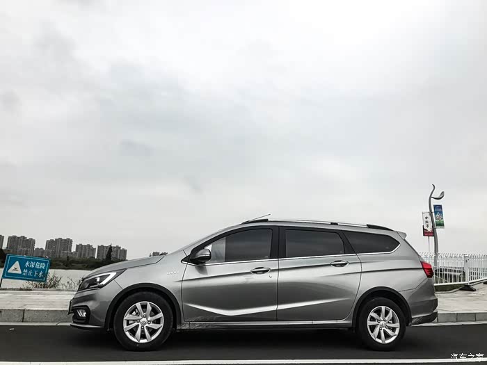 【图】提车一星期了 银灰色_宝骏310w论坛_汽车之家论坛