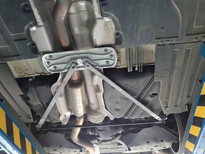 【图】关于的f20/f20 lci车身强化 后顶吧 下底架等等_宝马1系论坛