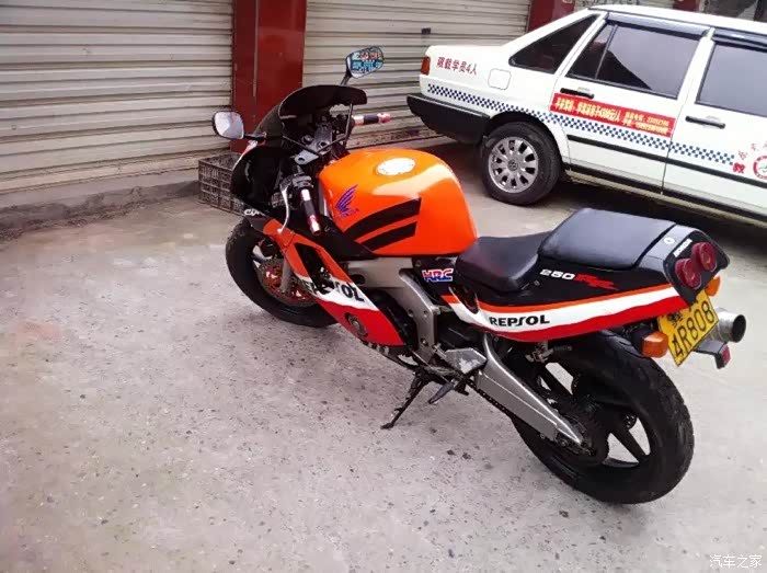 本田22期的cbr250大家看看合适不卖6500