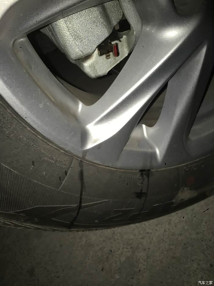 18款今天发现漏刹车油