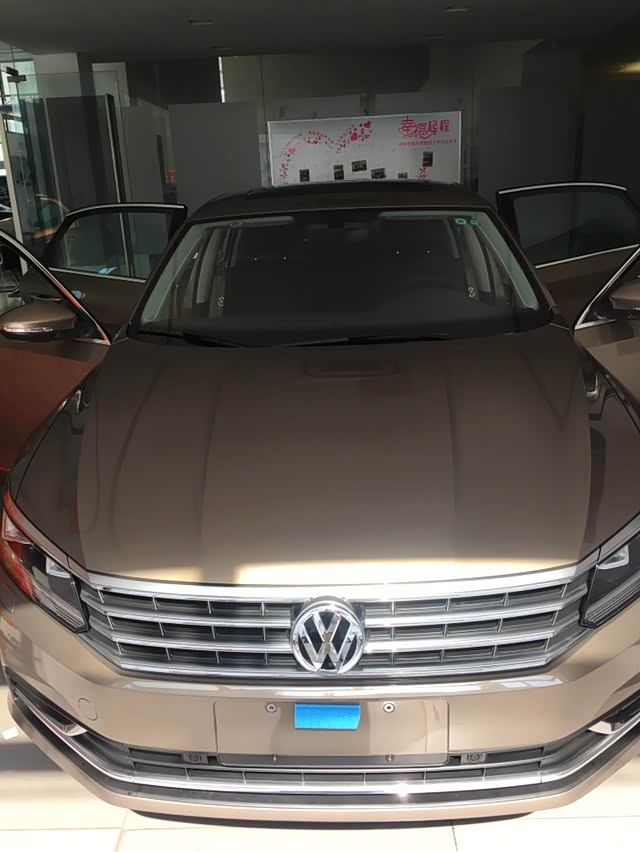 17款帕萨特330御尊版釉金终于提车了