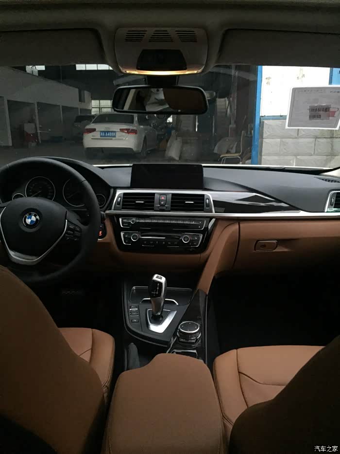 【图】320豪华还有白色内饰?_宝马3系论坛_汽车之家论坛