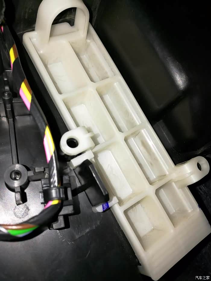 16款逍客空调滤芯更换