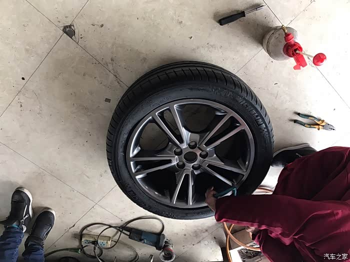 【图】13款更换豪运轮毂 颜值妥妥的_蒙迪欧论坛_汽车之家论坛