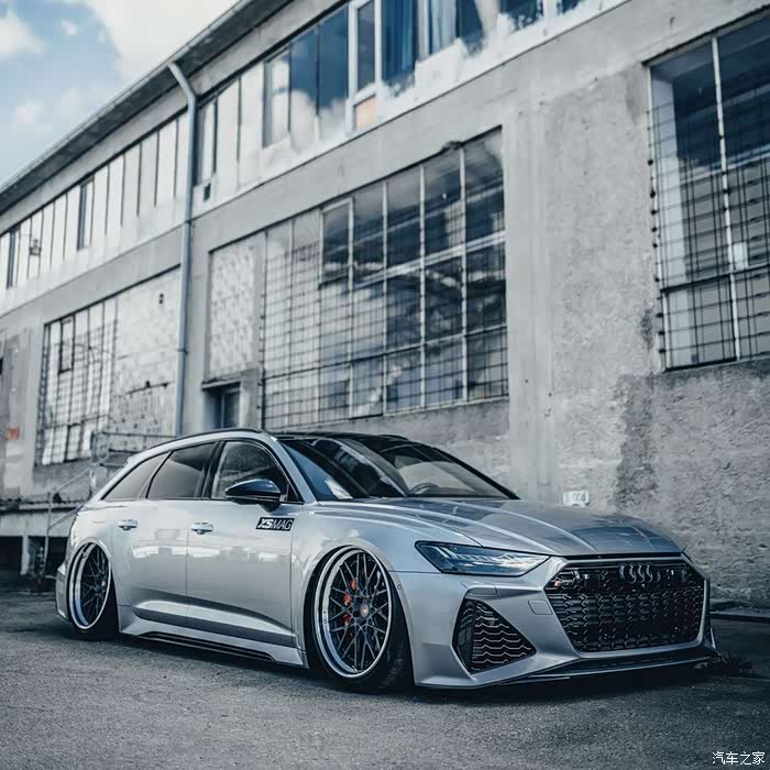 低趴- 奥迪rs6 avant(c8)