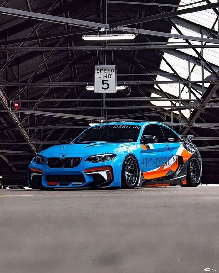 108 | 回复: 0 宝马m系论坛 彩绘涂装bmw m2.竞技范儿的精神小伙!