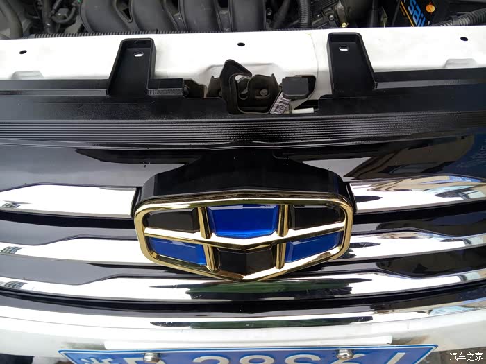 请教各位大神,能自己把老车标换成新吉利车标吗?