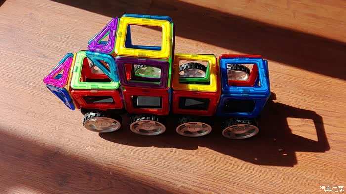 告别qq,屌丝换八驱车