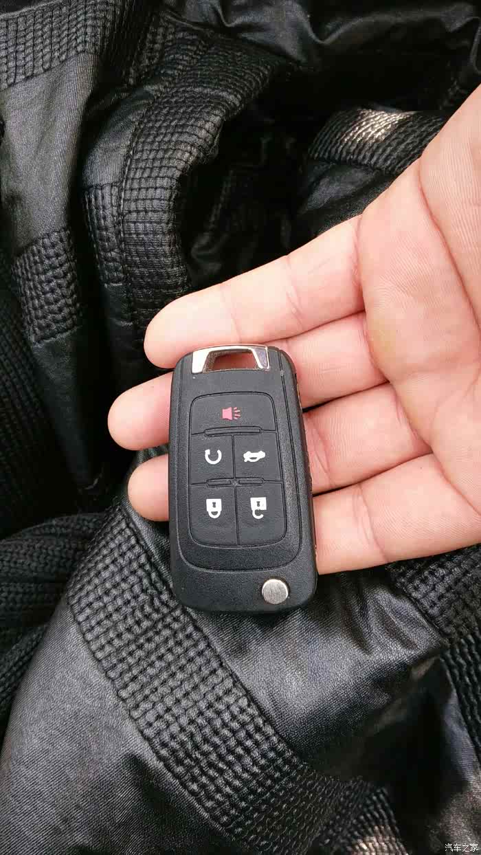 【图】这个钥匙都有些什么功能啊?_君越论坛_汽车之家论坛