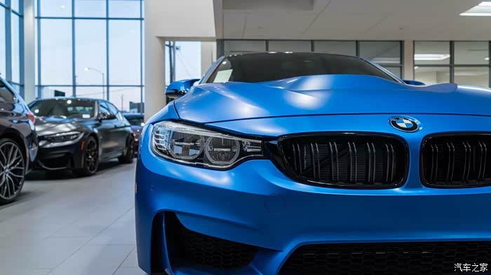 宝马个性化哑光蓝