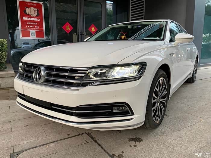 大家好辉昂有白色的吗