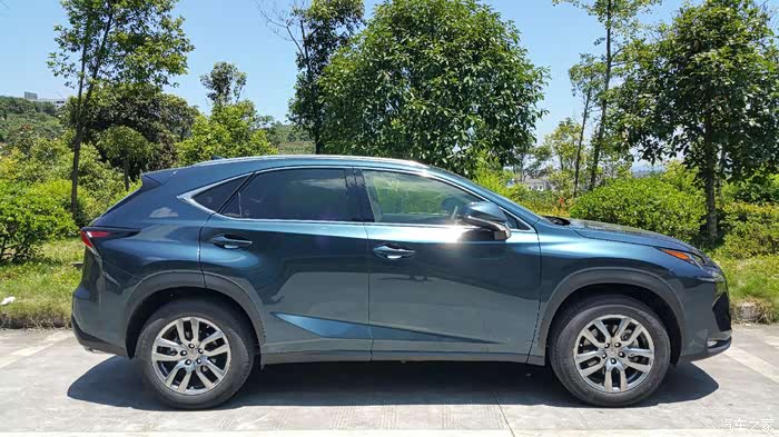 目前,这个颜色的nx有吗?很深邃的感觉