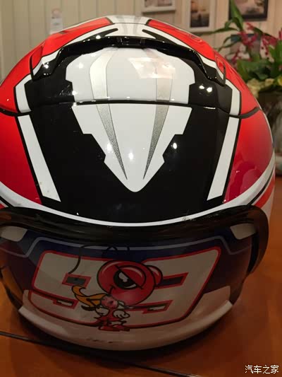 Shoei X12和Arai RX-7X的对比(多图)