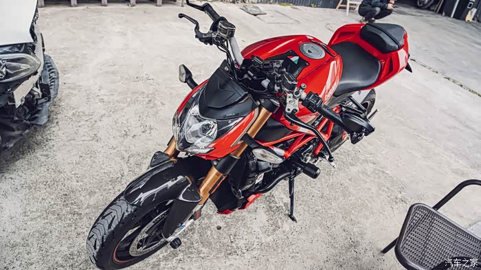 历久弥新杜卡迪街霸streetfighters拍摄赏析