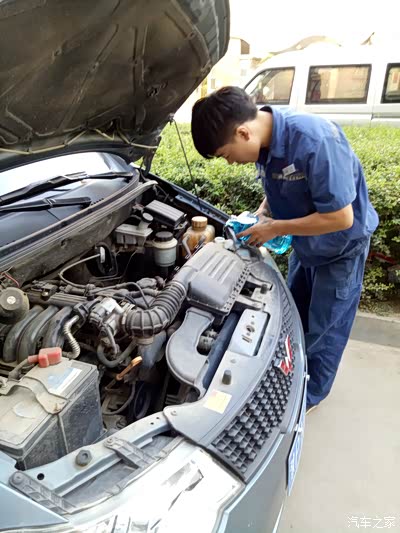 上门对车进行了详细的体检,并赠送了礼品,非常感谢西华群来汽车销售