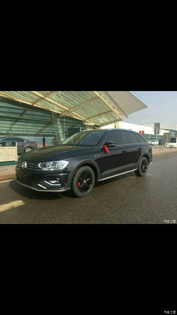 4s店没黑色,能传几张黑色蔚领照片吗?优惠1.2万,合适吗