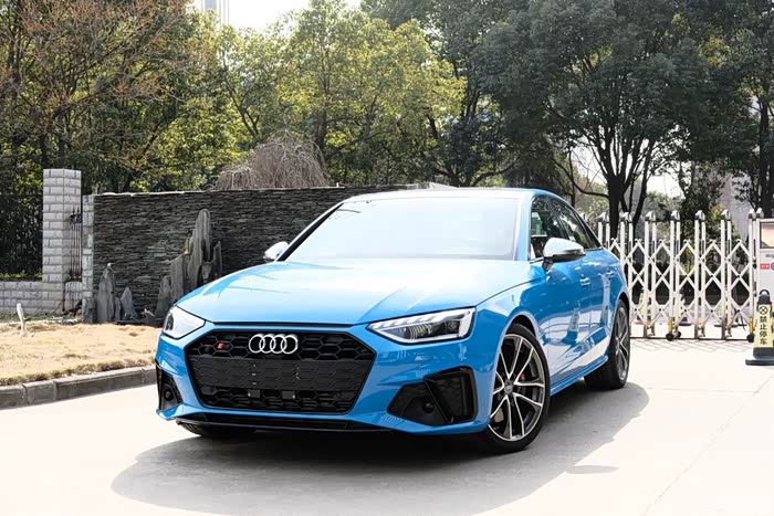 【图】坐标武汉 流光蓝s4落地 小改_奥迪s论坛_汽车之家论坛