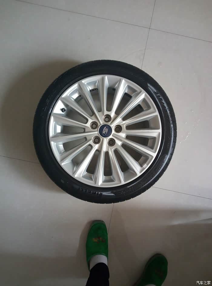福睿斯改装17寸福克斯1.5t轮毂