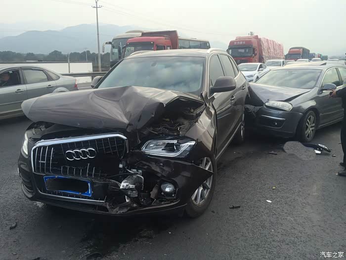 【图】记一次高速上的车祸,一些经验教训分享给q5的车友们_奥迪q5论坛