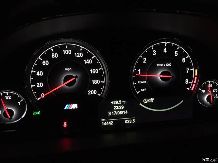 版主留情出个m3英里表有意的私信