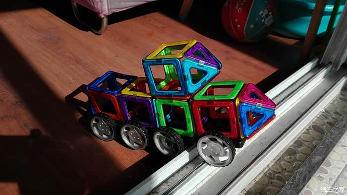 告别qq,屌丝换八驱车