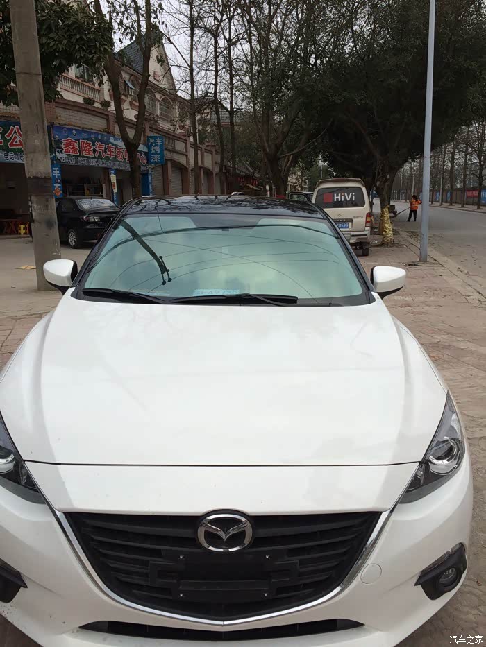 白车配黑顶养眼