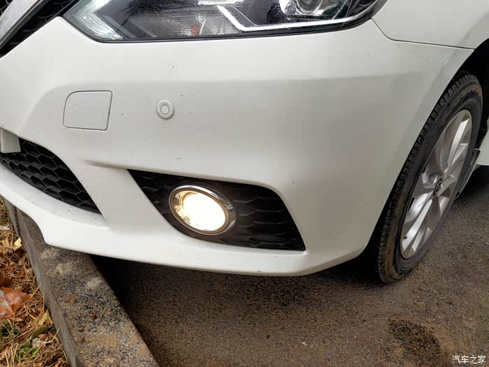 雾天你的轩逸开启雾灯了吗?