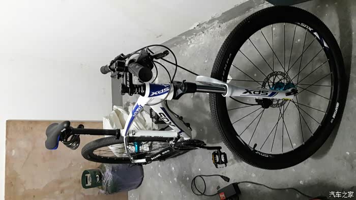 喜德盛英雄350到货了