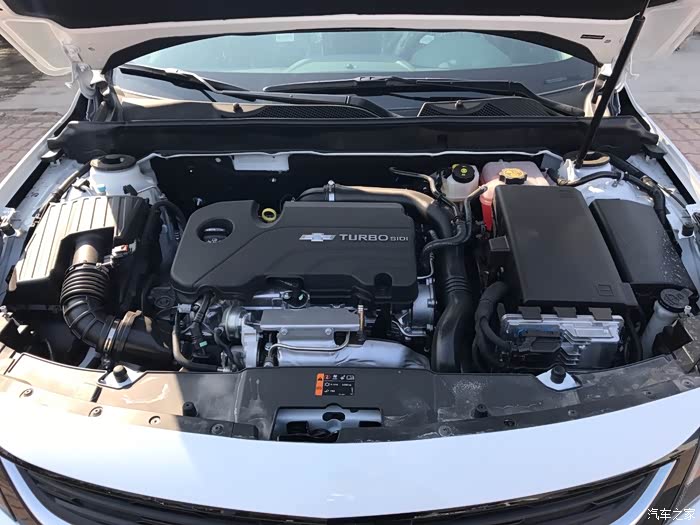 新款1.5t迈锐宝豪华提车作业!