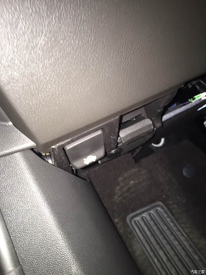 【图】xt5利用obd接口安装行车记录仪_凯迪拉克xt5论坛_汽车之家论坛