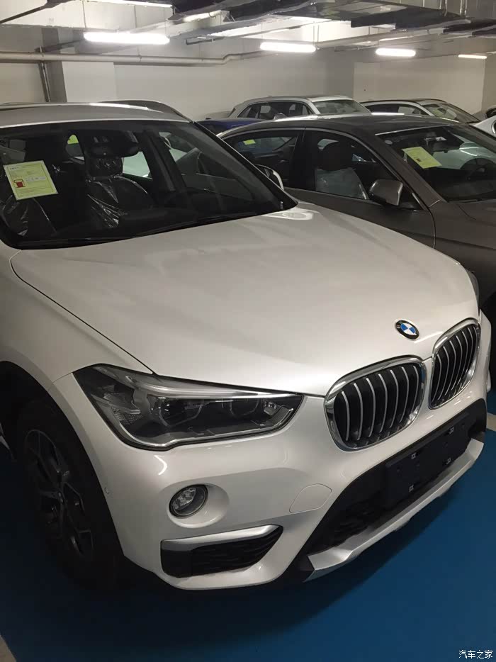 直播宝马x1xdirve20i矿石白提车记