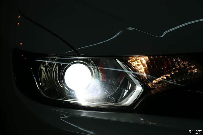 我的小飞度霸气外漏