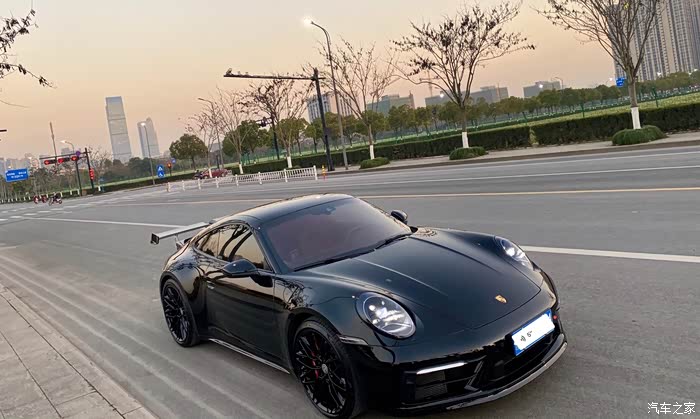 黑武士992techart尾翼