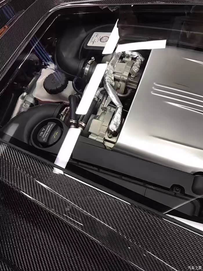 【图】w205奔驰c63透明机盖_奔驰amg论坛_汽车之家论坛