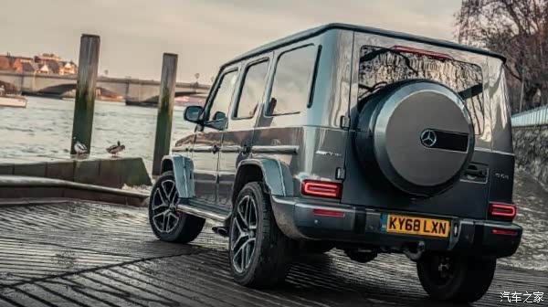 方盒子,新#奔驰g级# 很到位!