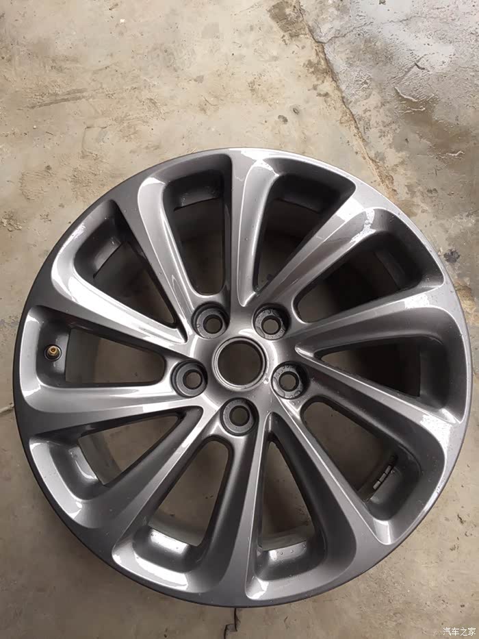 全新一代君越三款轮毂,你最爱那款?