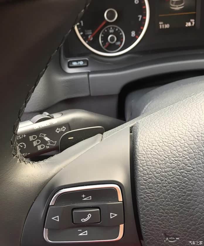 换挡拨片我很喜欢,感觉特有范哈哈