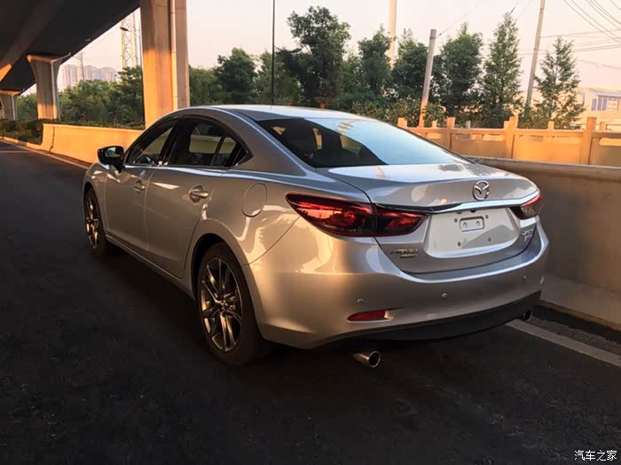 关于银色阿特兹买了会不会后悔,银色车主进来谈谈