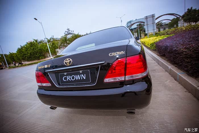 一路走来,只因有你——toyota crown royalsaloon g vip