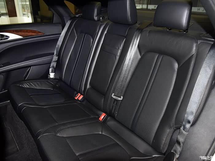 求教林肯mkz后排座椅怎么拆