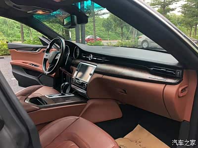 玛莎拉蒂总裁gts驾驶感受比较运动,兼顾了舒适性和运动性