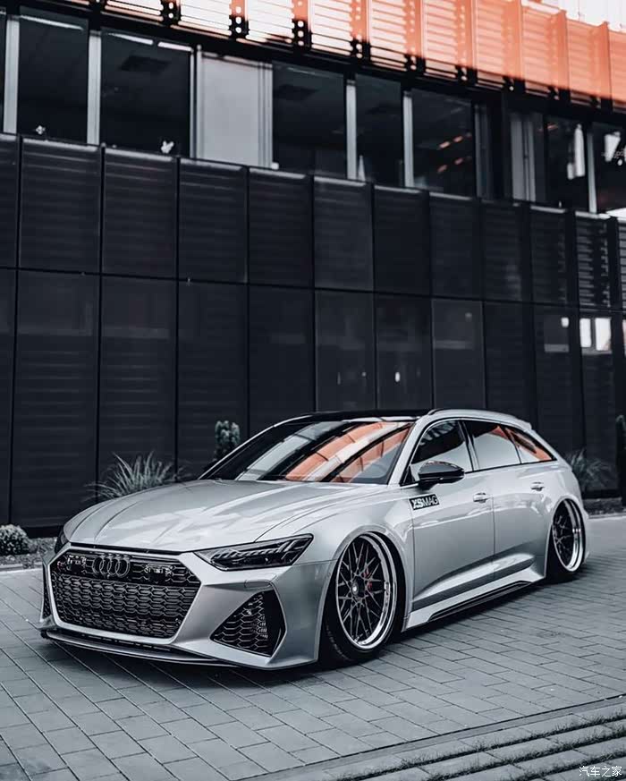 2020audi rs6 avant .银黑配色气场十足!